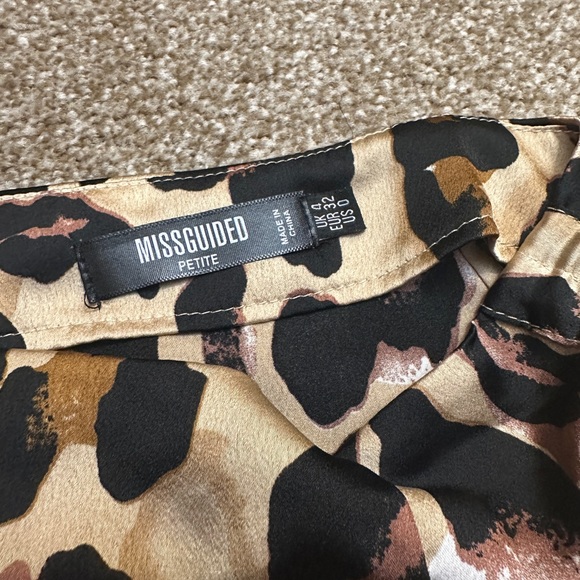 Missguided Petite US 0 Satin Leopard Print Ruched Frills Mini Skirt - Picture 6 of 8